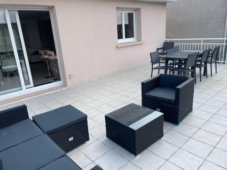 Maison D'Hotes Baslieux-sous-Chatillon Exteriör bild